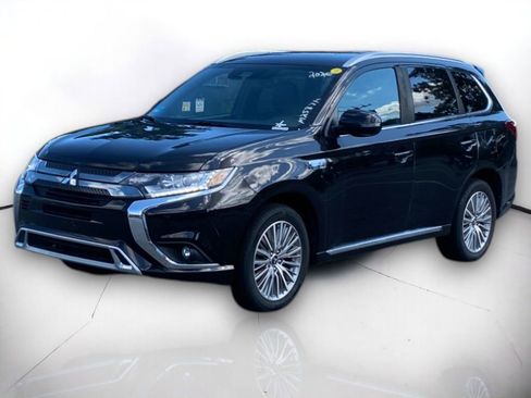 Used 2020 Mitsubishi Outlander SEL image 2
