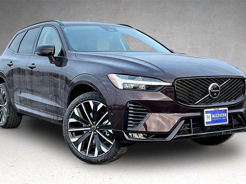 New 2026 Volvo XC60 B5 Ultra w/ Protection Package Premier image 2