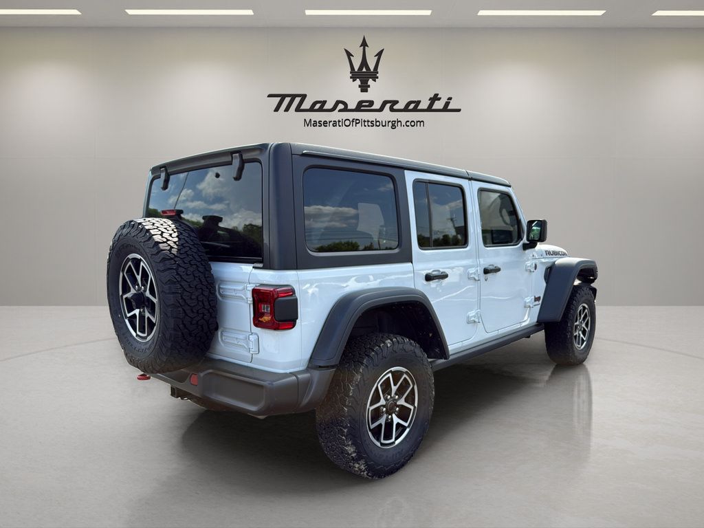 Used 2025 Jeep Wrangler Unlimited Rubicon AWD/4WD image 5