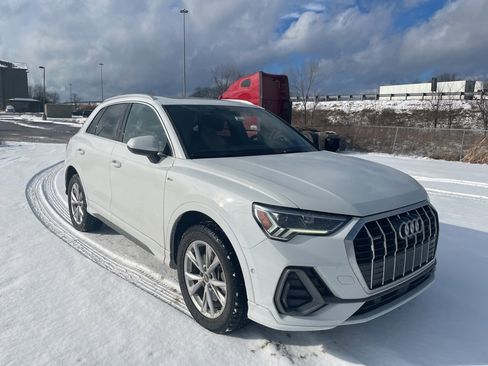 Used 2021 Audi Q3 2.0T Premium Plus image 3