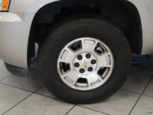 Used 2008 Chevrolet Avalanche LT RWD image 15