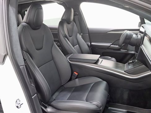 Used 2023 Tesla Model X Plaid image 27