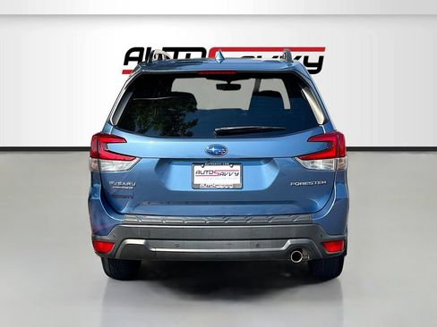 Used 2022 Subaru Forester Limited w/ Popular Package #2 AWD/4WD image 6