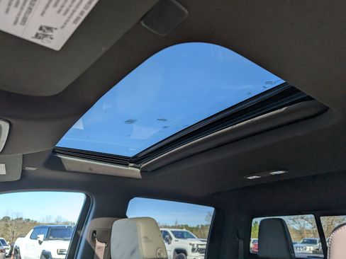 Used 2021 Chevrolet Silverado 1500 RST w/ Convenience Package II image 15