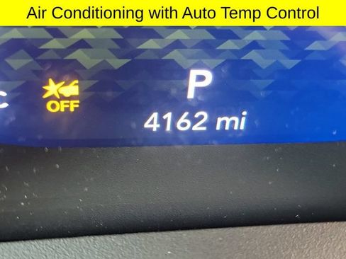 Used 2026 Jeep Wrangler Sport AWD/4WD image 14