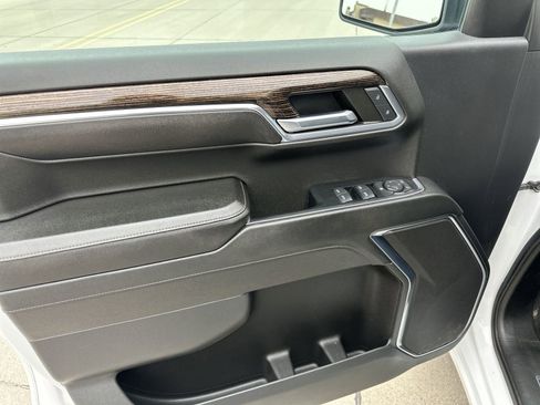 Used 2023 GMC Sierra 1500 Elevation image 22