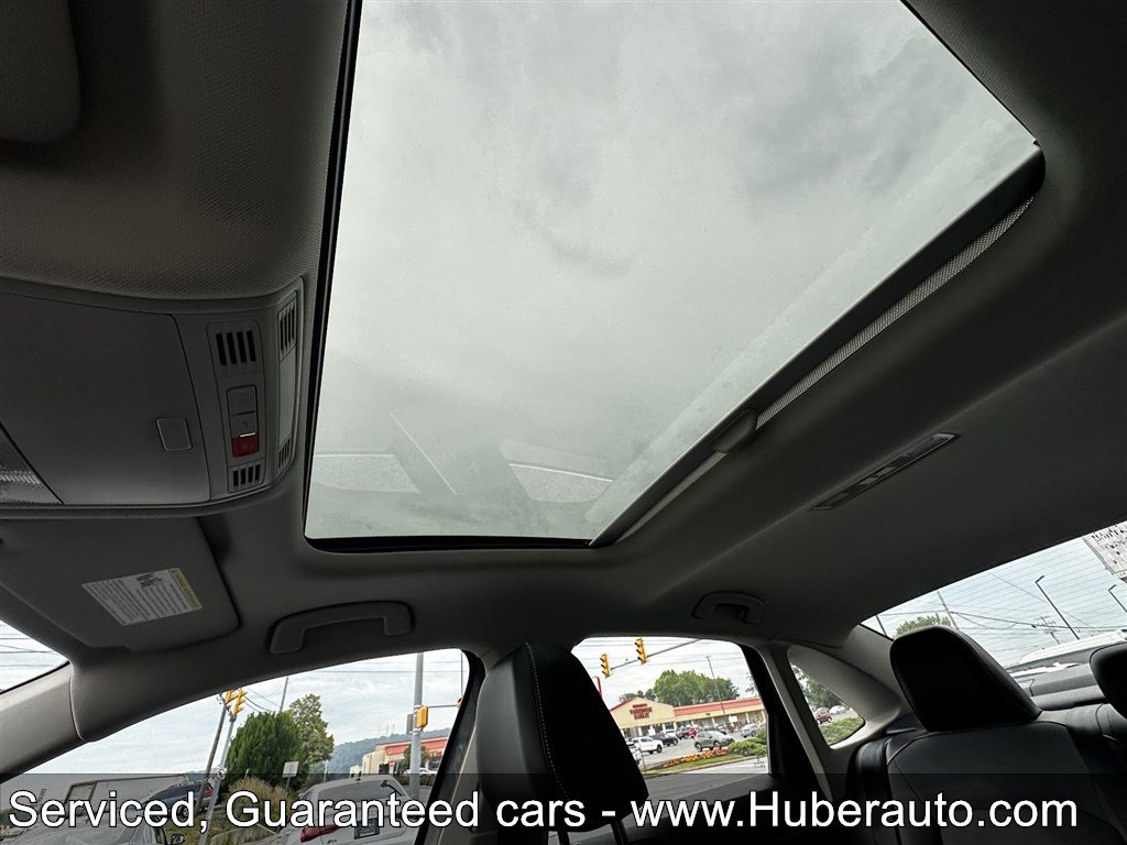 Used 2026 Volkswagen Jetta SE FWD image 33