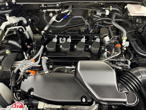 Used 2025 Honda CR-V LX image 32