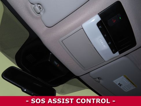 Certified 2025 Nissan Rogue SL image 24