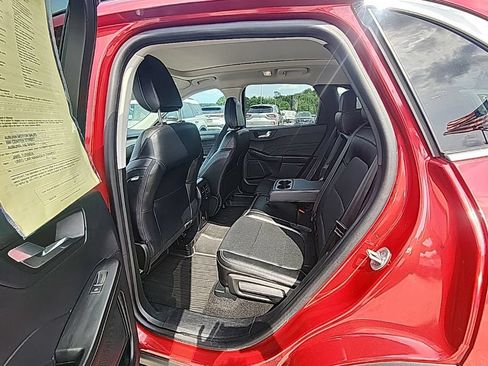 Certified 2022 Ford Escape Titanium w/ Class II Trailer Tow Package AWD/4WD image 11
