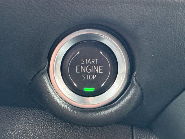 Used 2025 Chevrolet Tahoe Z71 AWD/4WD image 34
