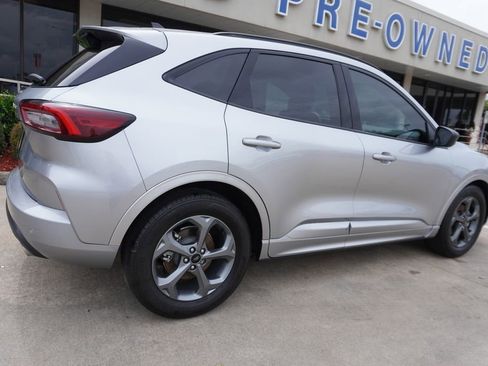 Used 2023 Ford Escape ST-Line w/ Tech Pack #1 FWD image 6
