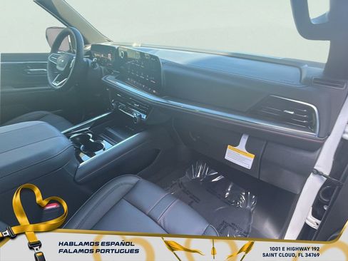 New 2026 Chevrolet Suburban RST image 41