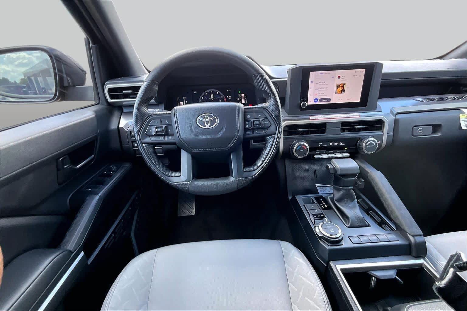 Used 2026 Toyota Tacoma SR5 AWD/4WD image 6