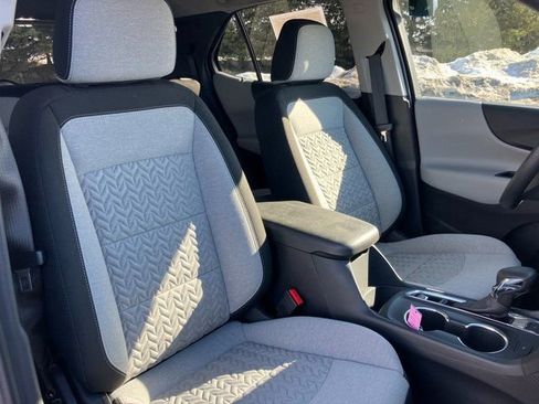 Used 2024 Chevrolet Equinox LT w/ LPO, Floor Liner Package image 15