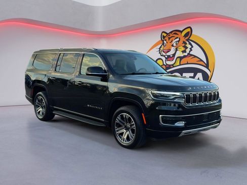 Used 2024 Jeep Wagoneer L Series II w/ Flexible Seating Group image 3