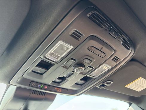 Certified 2023 GMC Yukon Denali Ultimate image 27