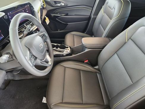 New 2026 Chevrolet Trax ACTIV w/ Driver Confidence Package image 19