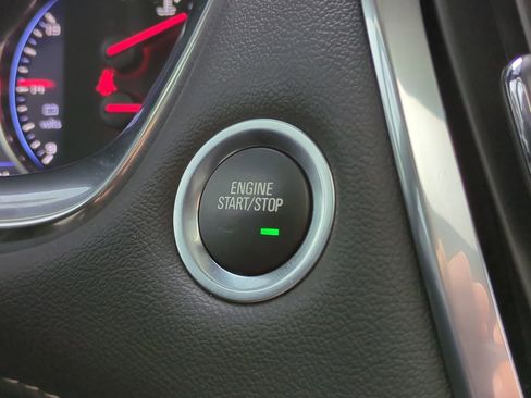 Used 2023 Chevrolet Traverse Premier image 28