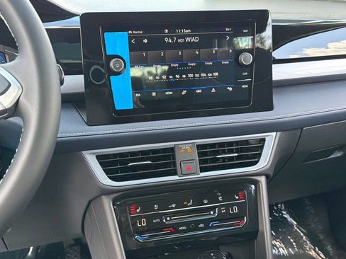 New 2026 Volkswagen Taos SEL AWD/4WD image 21