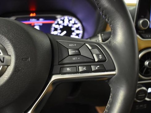 Used 2023 Nissan Sentra SV w/ SV Premium Package FWD image 17