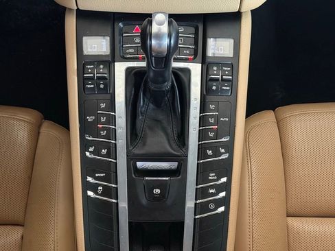 Used 2018 Porsche Macan S AWD/4WD image 14