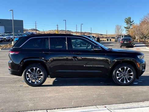 New 2025 Jeep Grand Cherokee Overland w/ Luxury Tech Group IV image 7