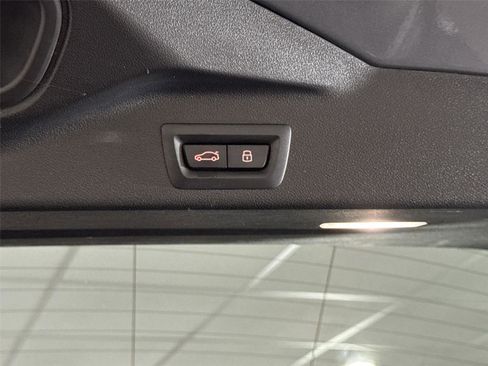 Used 2024 BMW X5 sDrive40i image 19