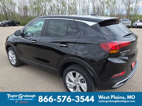 New 2026 Buick Encore GX Preferred w/ Comfort Package FWD image 7