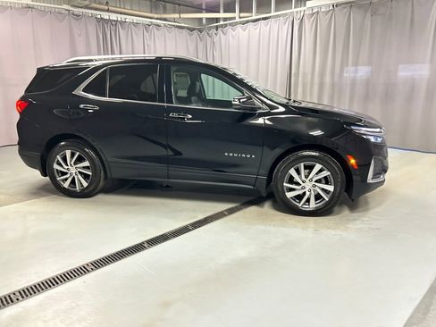 Used 2024 Chevrolet Equinox Premier FWD image 8
