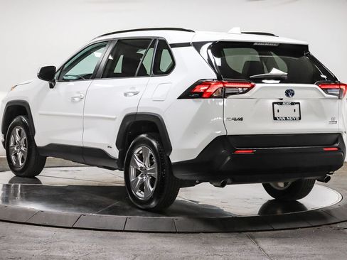 Certified 2024 Toyota RAV4 LE AWD/4WD image 3