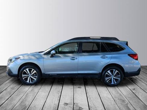 Used 2019 Subaru Outback 2.5i Limited AWD/4WD image 2