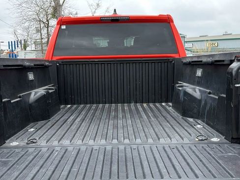 Certified 2024 Toyota Tacoma TRD Off-Road image 12