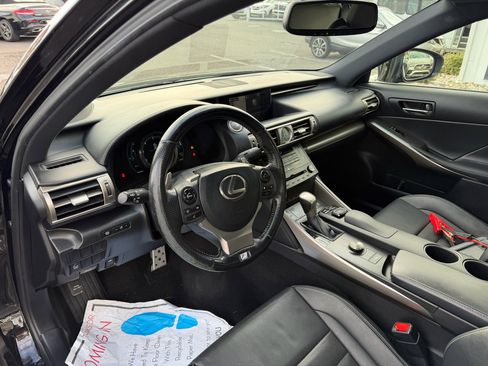 Used 2016 Lexus IS 350 AWD image 10