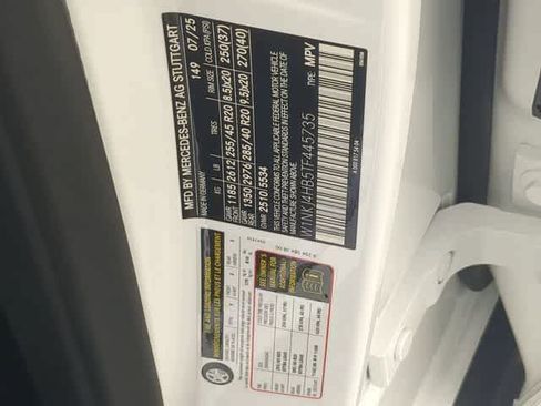 Used 2026 Mercedes-Benz GLC 300 4MATIC image 38