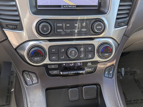 Used 2017 Chevrolet Tahoe LT image 26