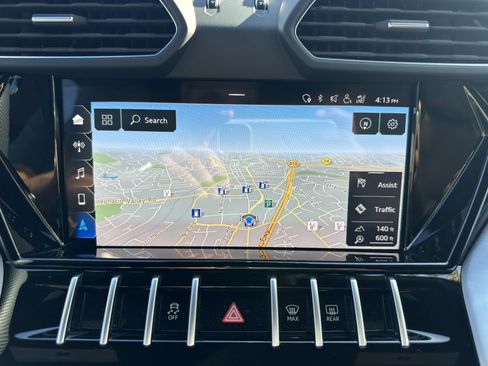 Used 2020 Lamborghini Urus AWD/4WD image 25