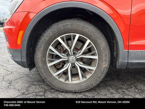 Used 2019 Volkswagen Tiguan SE w/ Panoramic Sunroof Package image 19