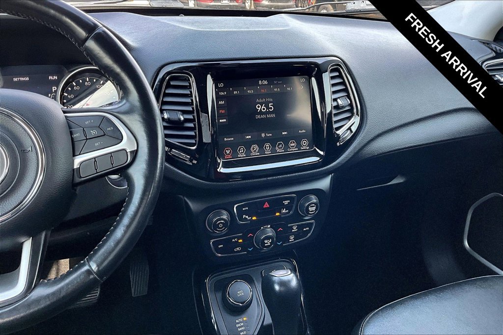 Used 2018 Jeep Compass Limited AWD/4WD image 7
