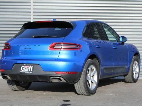 Used 2017 Porsche Macan image 9