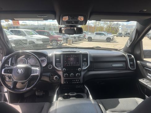 Used 2019 RAM 1500 Big Horn AWD/4WD image 29