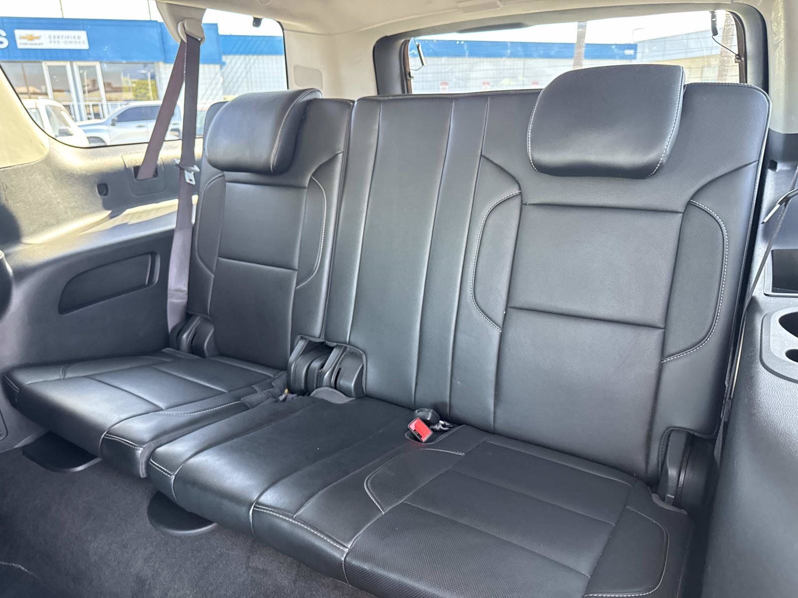 Used 2016 Chevrolet Suburban LTZ RWD image 28