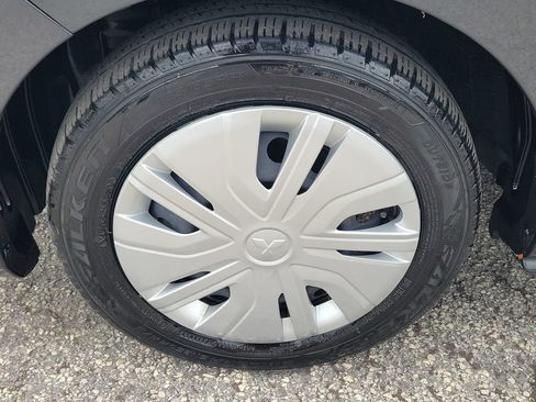 Used 2024 Mitsubishi Mirage ES FWD image 9