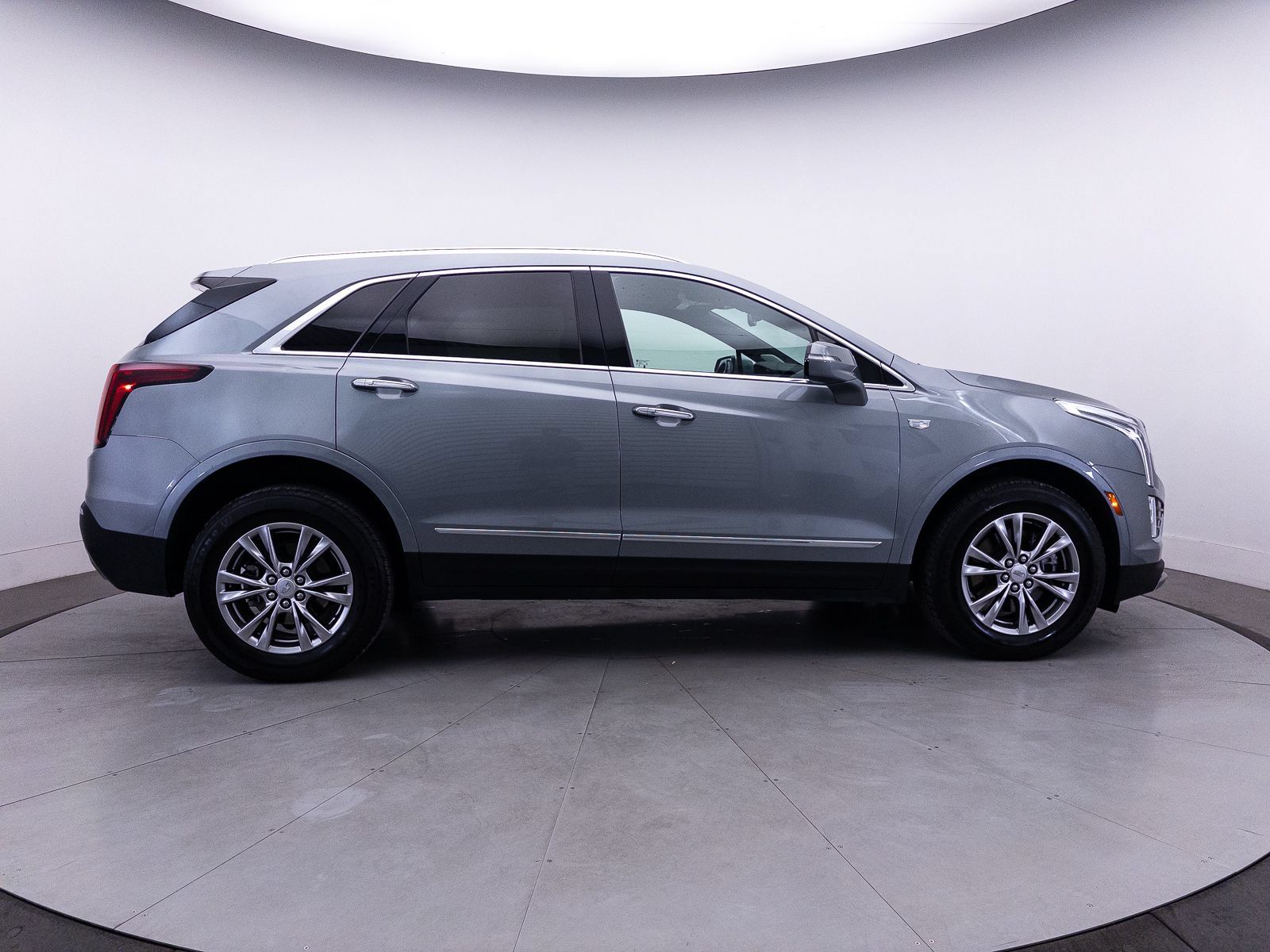 Used 2023 Cadillac XT5 Premium Luxury FWD image 45