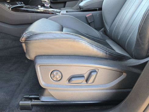 Certified 2024 Audi Q5 2.0T Premium Plus image 17