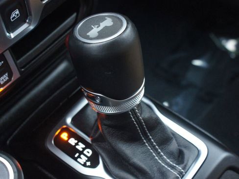 Used 2021 Jeep Wrangler Rubicon w/ Steel Bumper Group image 12