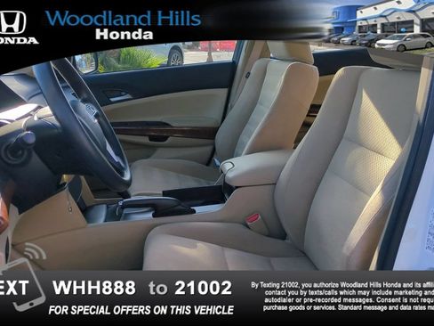 Used 2011 Honda Accord EX image 18
