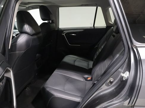 Used 2023 Toyota RAV4 Limited image 18