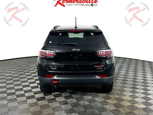 New 2026 Jeep Compass Trailhawk w/ Sun, Sound & Navigation Group image 6