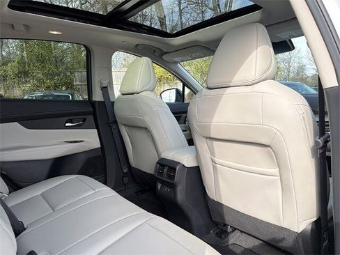 Used 2025 Nissan Murano SL w/ Cargo Package image 18